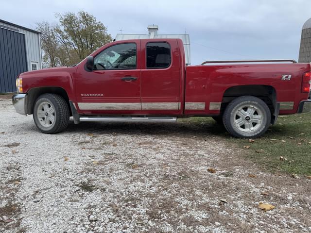 Image of Chevrolet 1500 equipment image 2