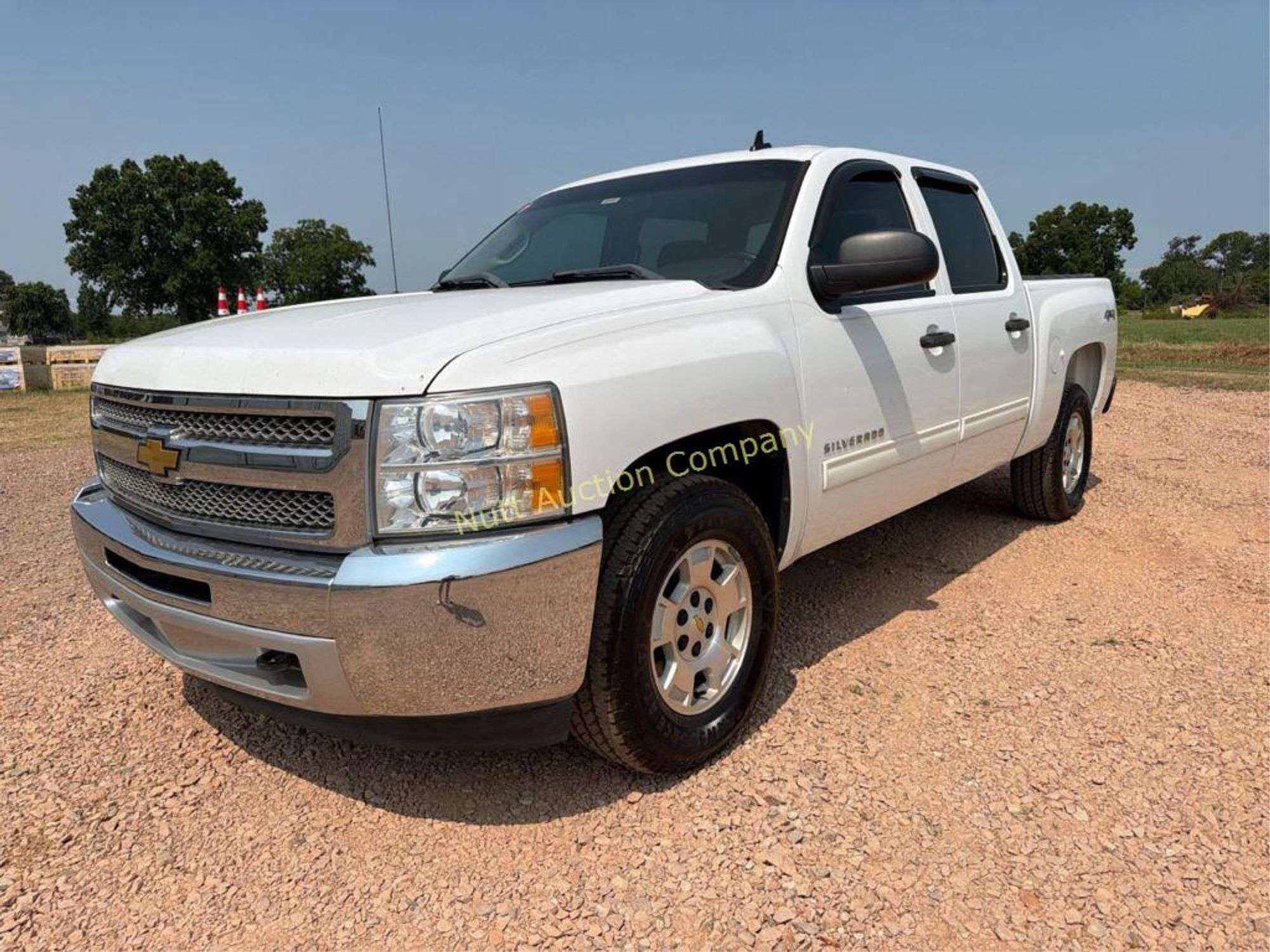 2012 Chevrolet 1500 Equipment Image0