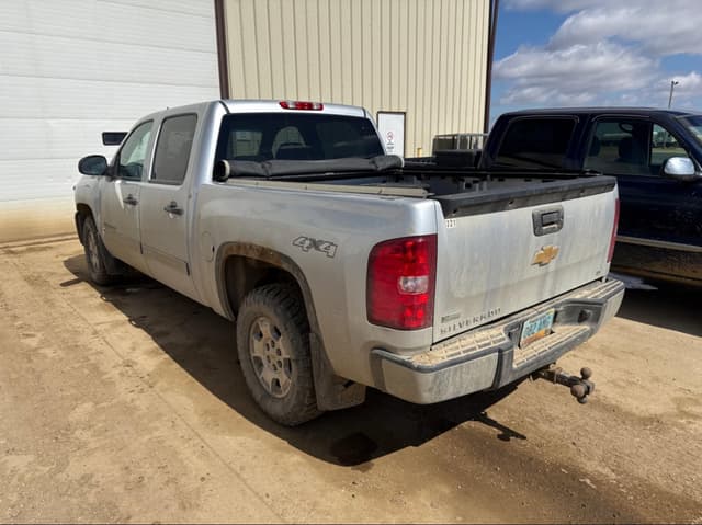 Image of Chevrolet 1500 equipment image 3