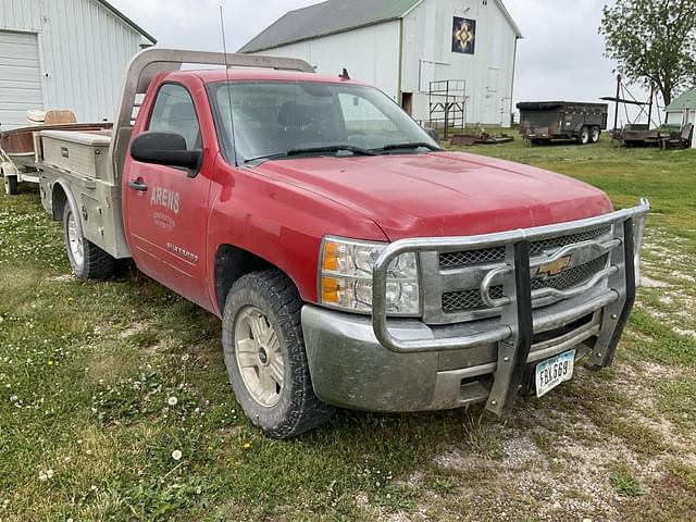 Image of Chevrolet 1500 equipment image 3