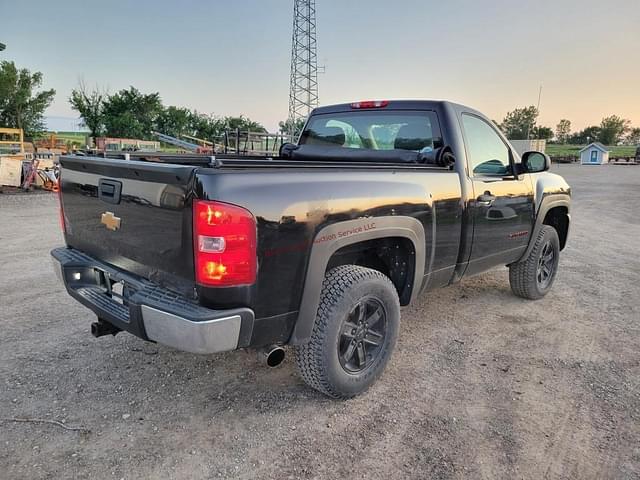 Image of Chevrolet 1500 equipment image 4