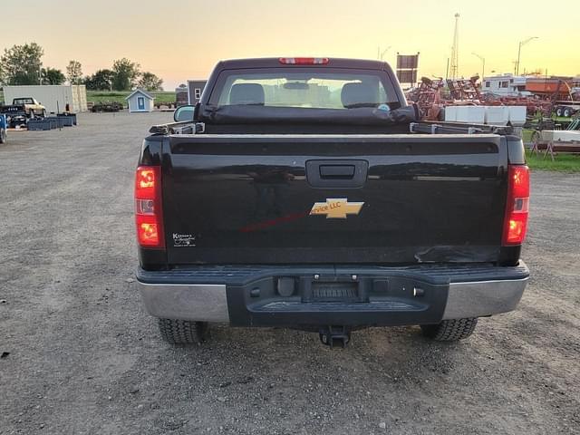 Image of Chevrolet 1500 equipment image 3