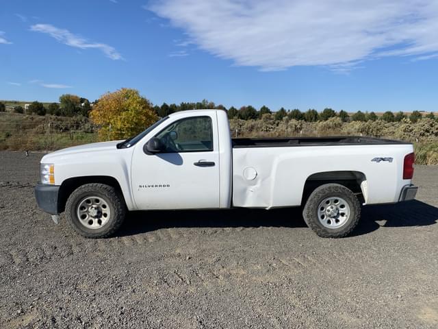 Image of Chevrolet Silverado equipment image 1
