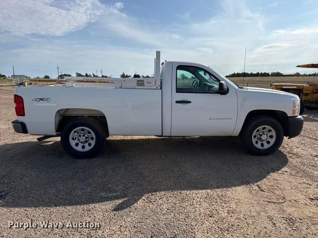 Image of Chevrolet 1500 equipment image 3