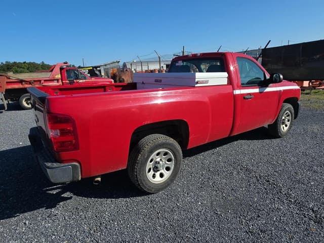 Image of Chevrolet 1500 equipment image 1