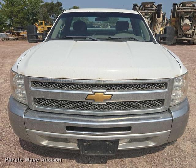 Image of Chevrolet 1500 equipment image 1