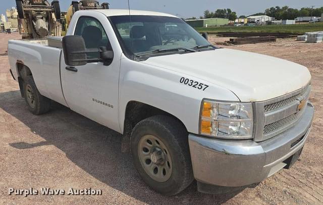 Image of Chevrolet 1500 equipment image 2
