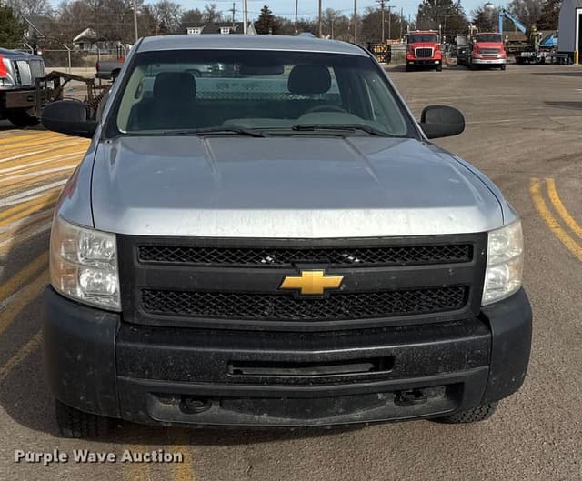 Image of Chevrolet 1500 equipment image 1