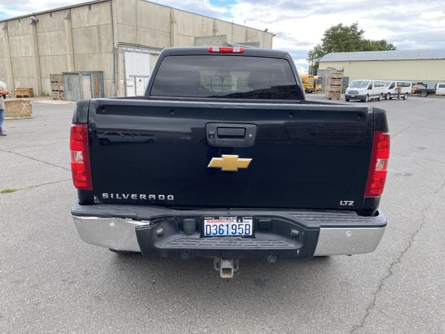 Image of Chevrolet 1500 equipment image 4