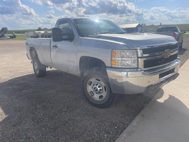 Image of Chevrolet 2500 equipment image 1
