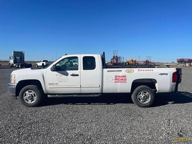 Image of Chevrolet 2500HD equipment image 1