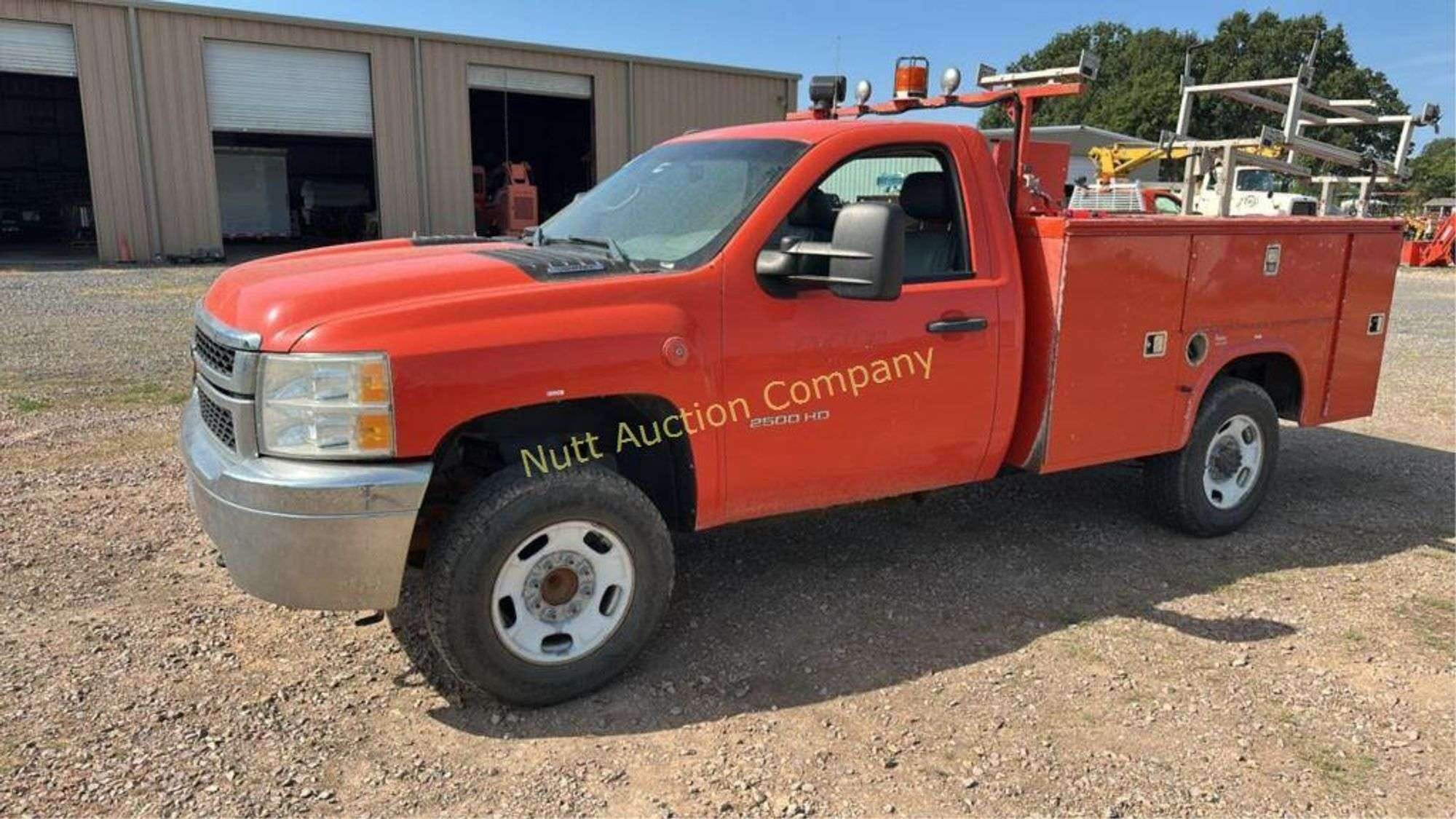 2012 Chevrolet 2500HD Equipment Image0