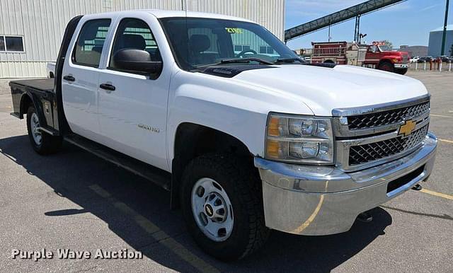 Image of Chevrolet 2500HD equipment image 2