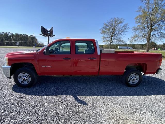 Image of Chevrolet 2500HD equipment image 1