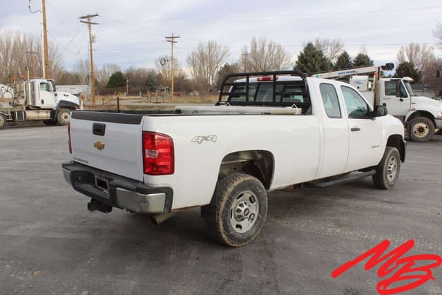 Image of Chevrolet 3500HD equipment image 4