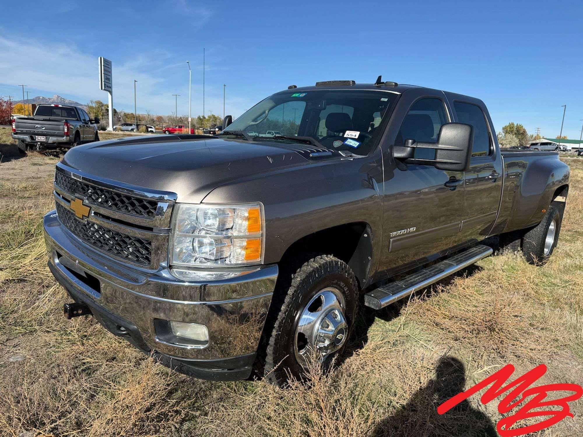 2012 Chevrolet 3500 Equipment Image0