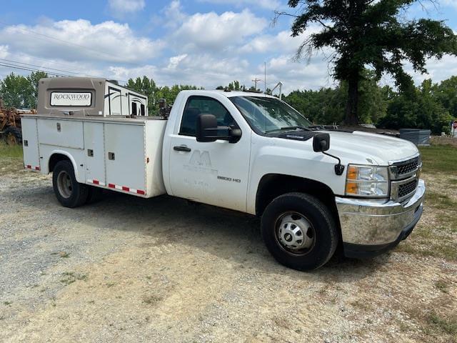 Image of Chevrolet 3500HD equipment image 2
