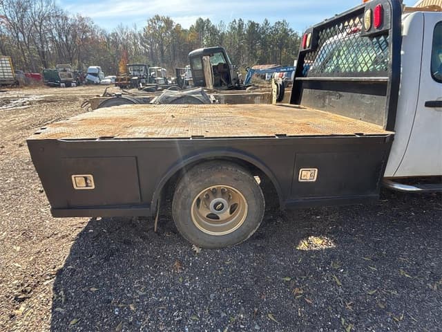 Image of Chevrolet 3500HD equipment image 4