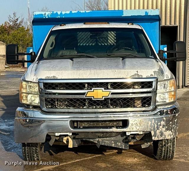 Image of Chevrolet 3500HD equipment image 1