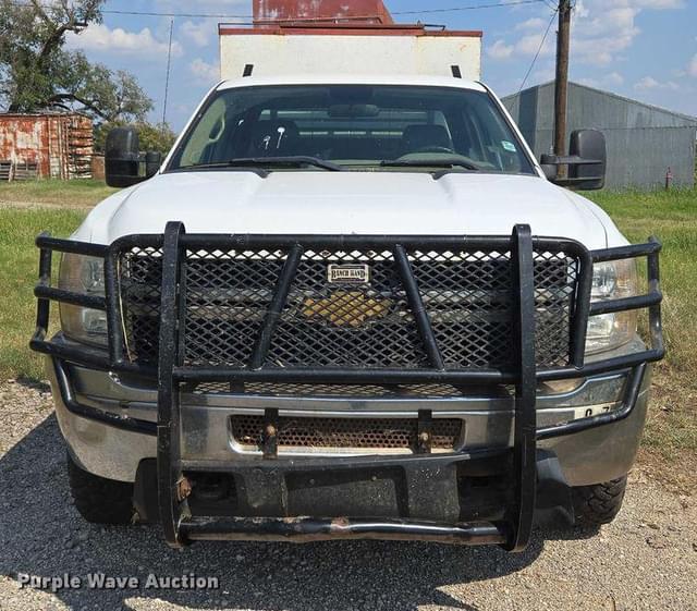 Image of Chevrolet 3500HD equipment image 1