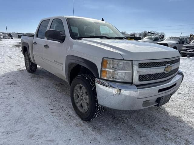 Image of Chevrolet Silverado equipment image 4