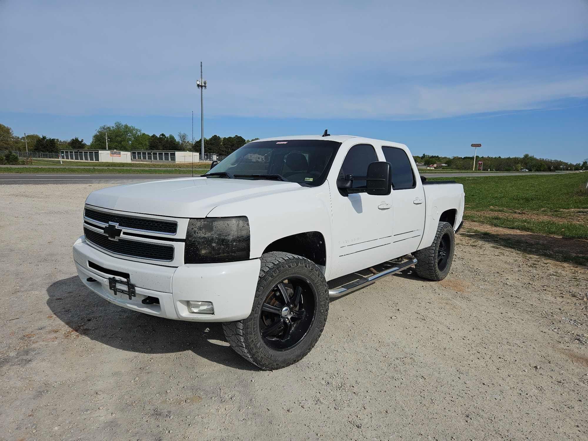 Main image Chevrolet Silverado