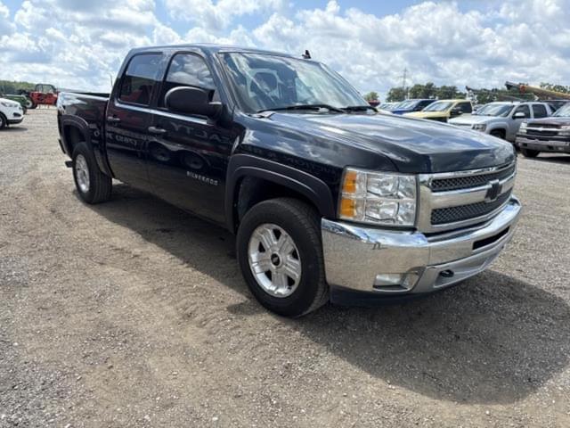 Image of Chevrolet Silverado equipment image 4