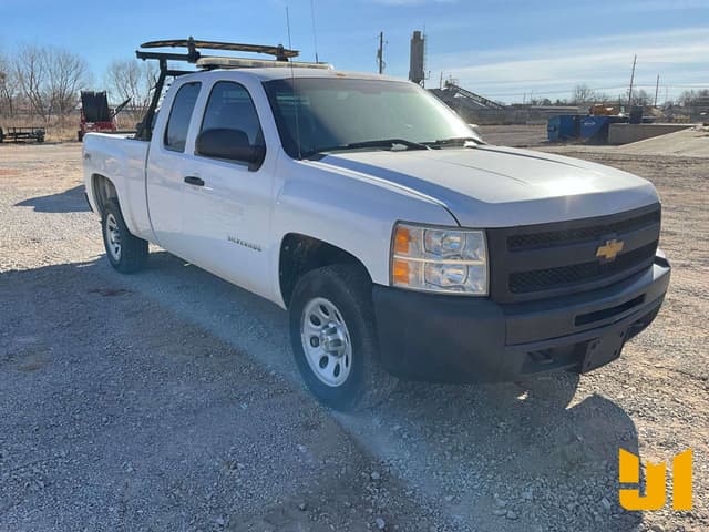 Image of Chevrolet 1500 equipment image 2