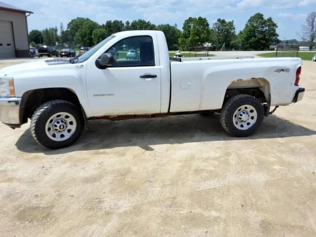 Image of Chevrolet 2500HD equipment image 1