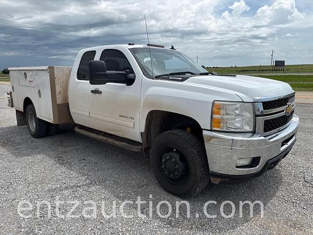 Image of Chevrolet 3500HD equipment image 2