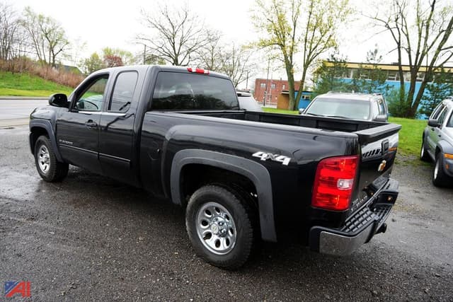 Image of Chevrolet 1500 equipment image 1