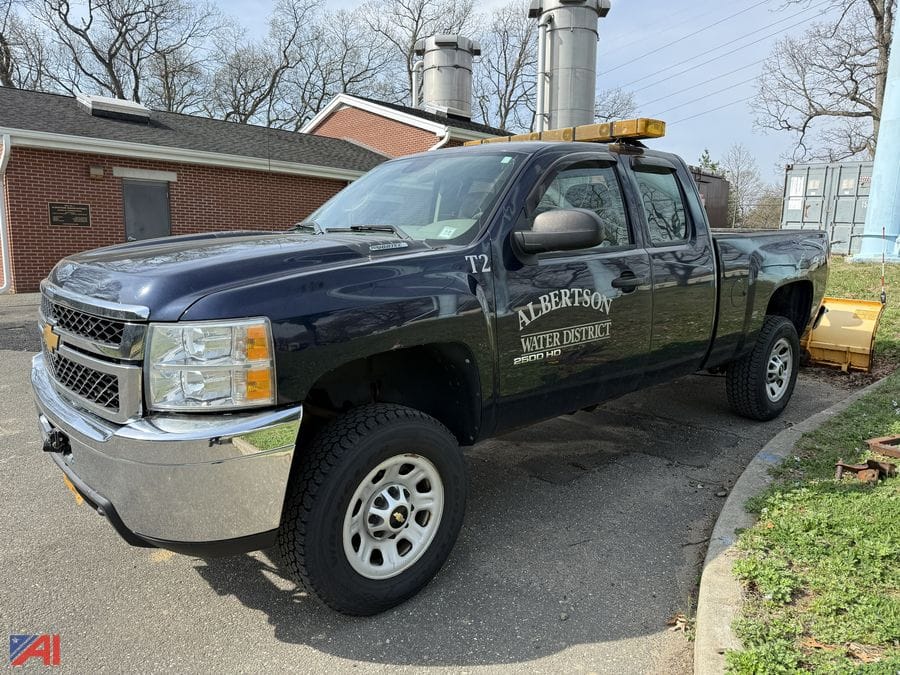 2012 Chevrolet 2500HD Equipment Image0