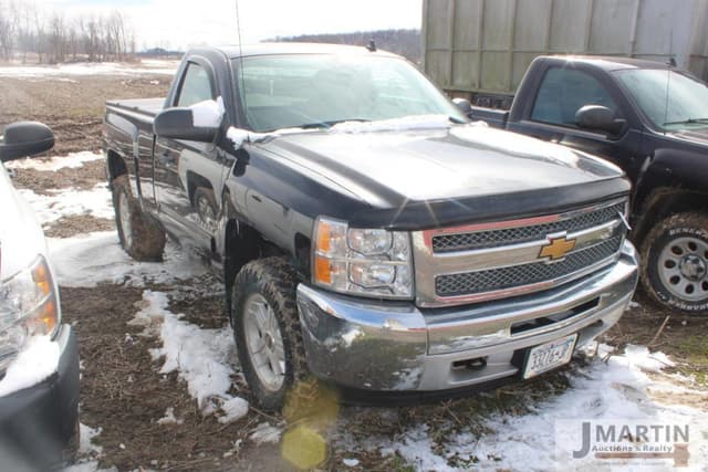 Image of Chevrolet 1500 equipment image 1