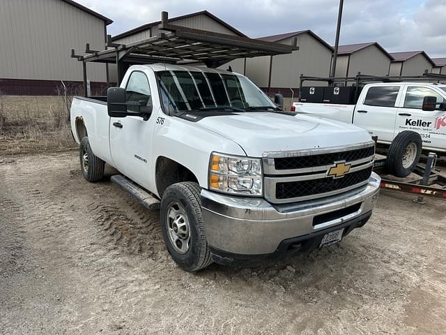 Image of Chevrolet 2500HD equipment image 4