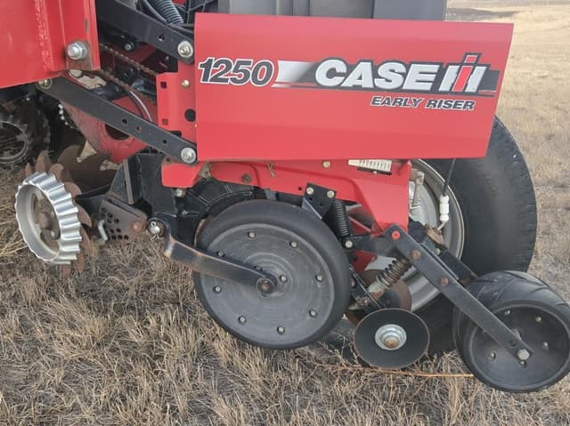 Image of Case IH 1250 equipment image 2