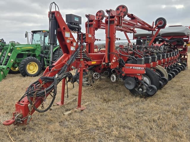 Image of Case IH 1250 equipment image 4