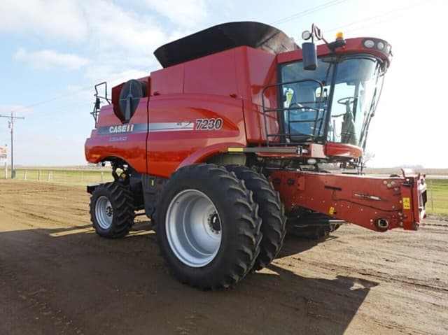 Image of Case IH 7230 equipment image 2