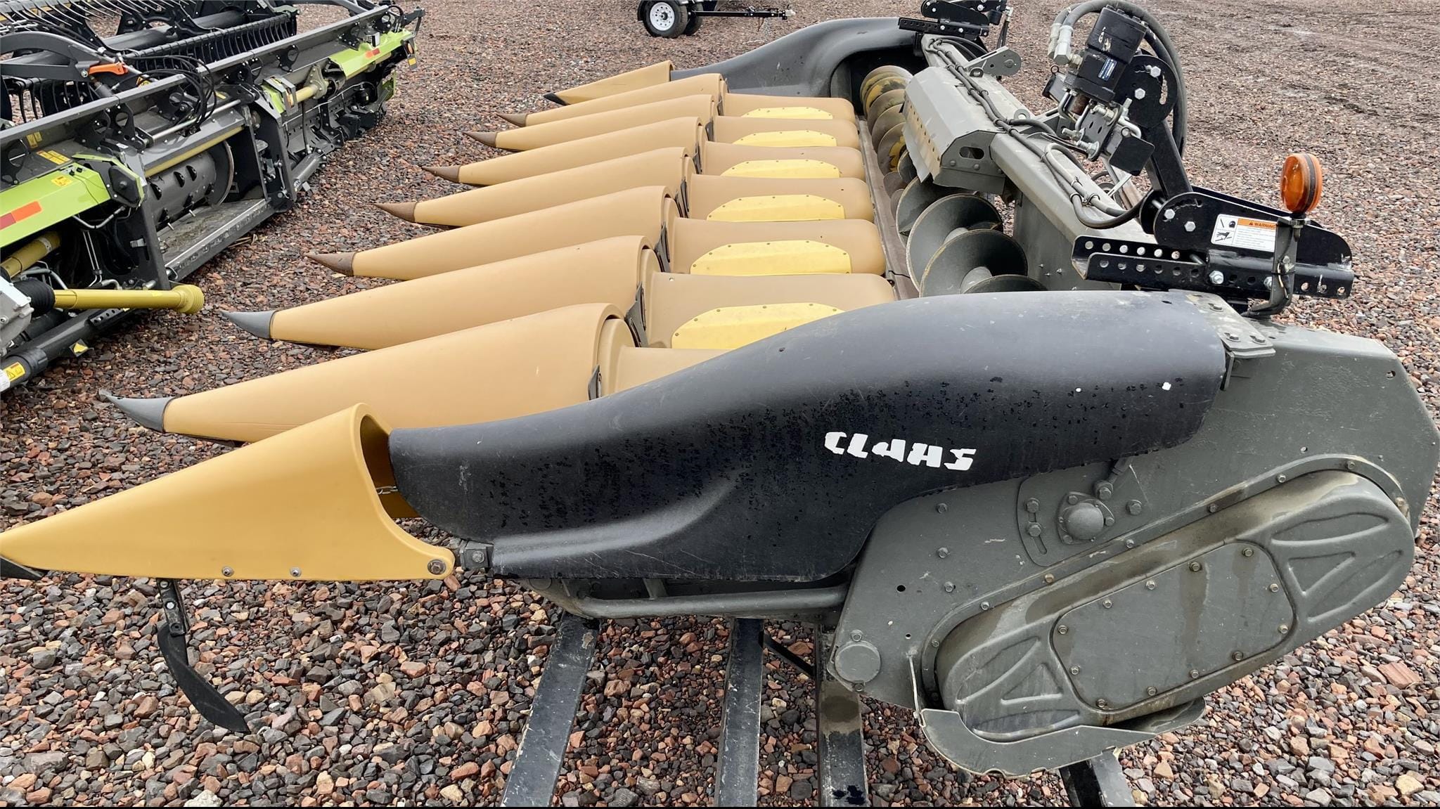 2012 CLAAS 8-30 Equipment Image0