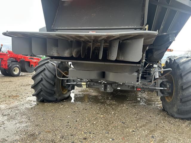 Image of CLAAS Lexion 730 equipment image 3