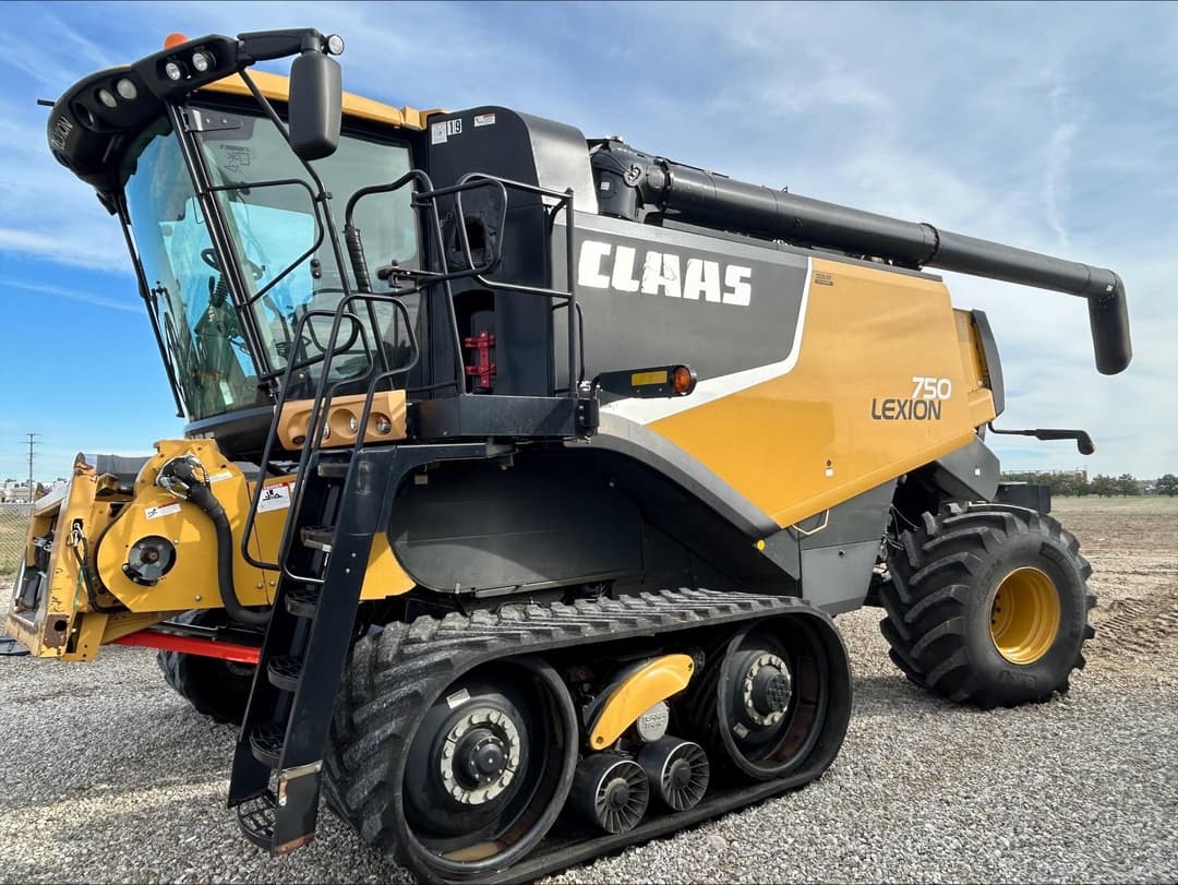 Image of CLAAS LEXION 750TT Primary image