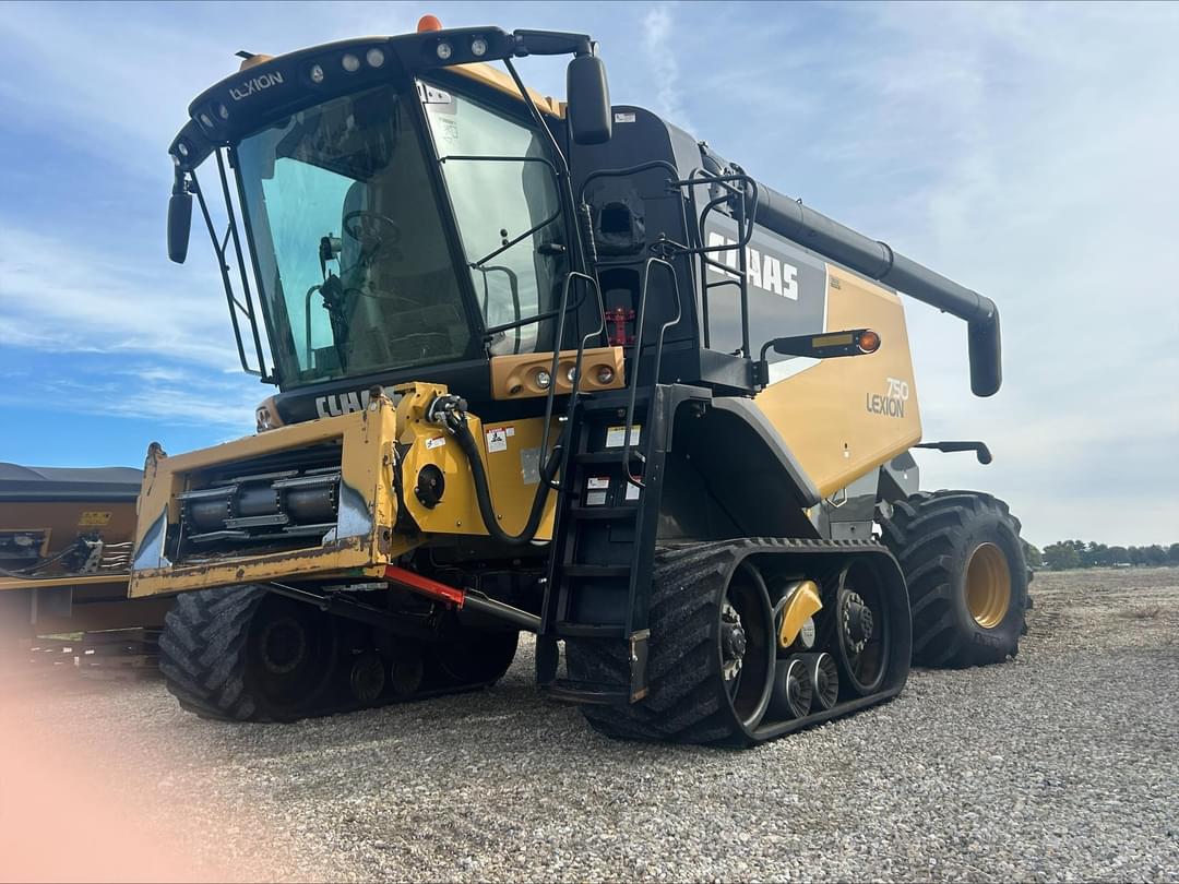 Image of CLAAS LEXION 750TT Primary image