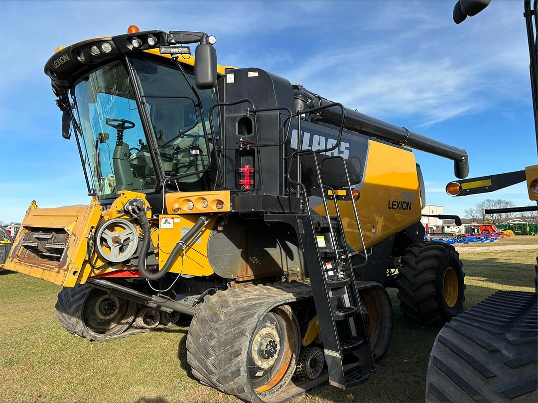 Image of CLAAS LEXION 750TT Primary image