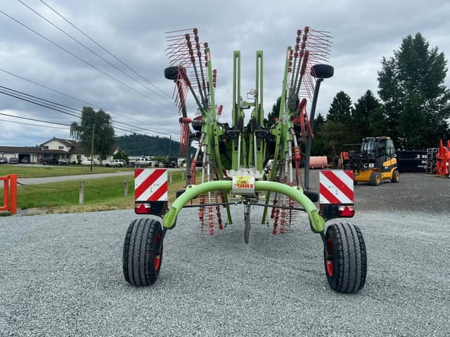 Image of CLAAS Liner 2900 equipment image 2