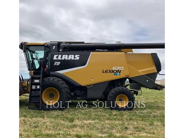 Image of CLAAS Lexion 670 equipment image 1