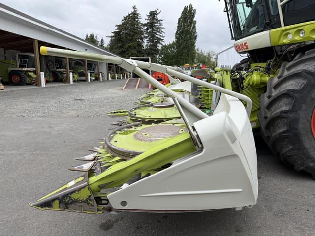 Image of CLAAS Orbis 600 equipment image 4