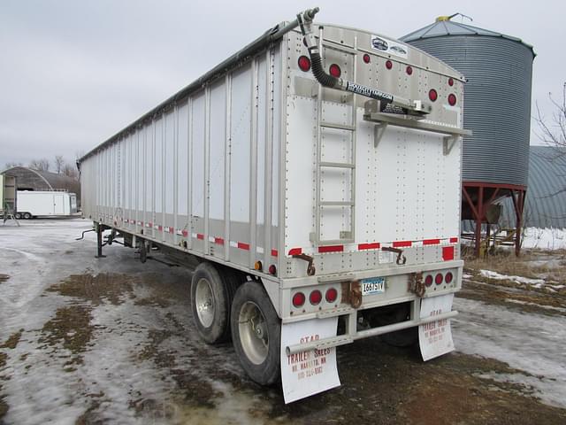 Image of Cornhusker 800 equipment image 3