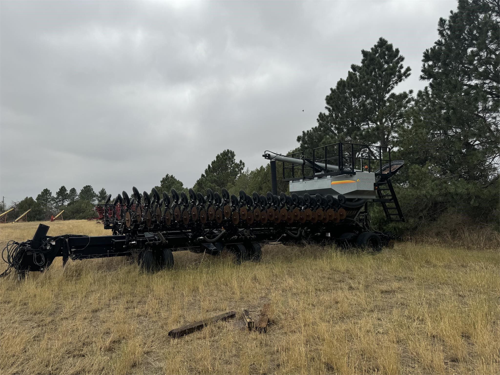 2012 CrustBuster 4560 Equipment Image0