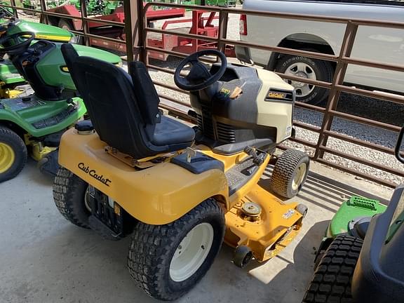 Used cub cadet discount riding mower near me