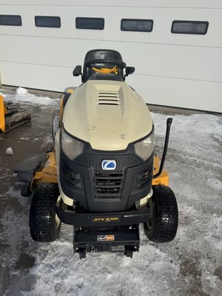 Image of Cub Cadet GTX 2100 equipment image 2