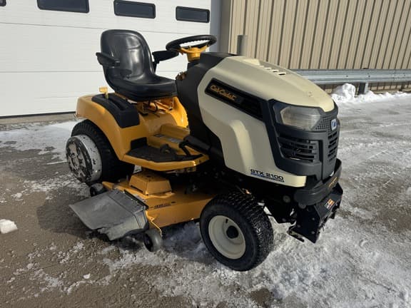 Image of Cub Cadet GTX 2100 equipment image 1